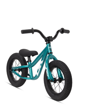 A photo of the Ocean/teal DK Nano balance bike, with black tyres, seat and handlebars.